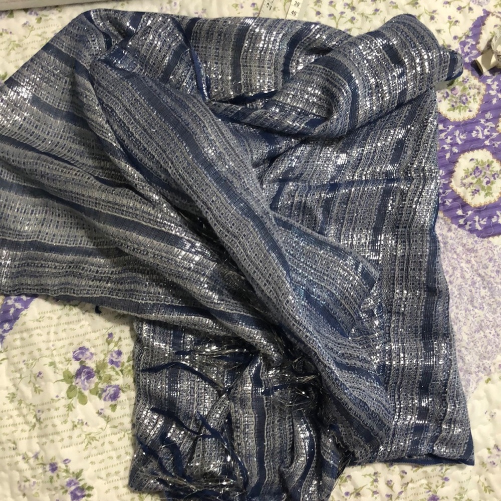 Neck scarf